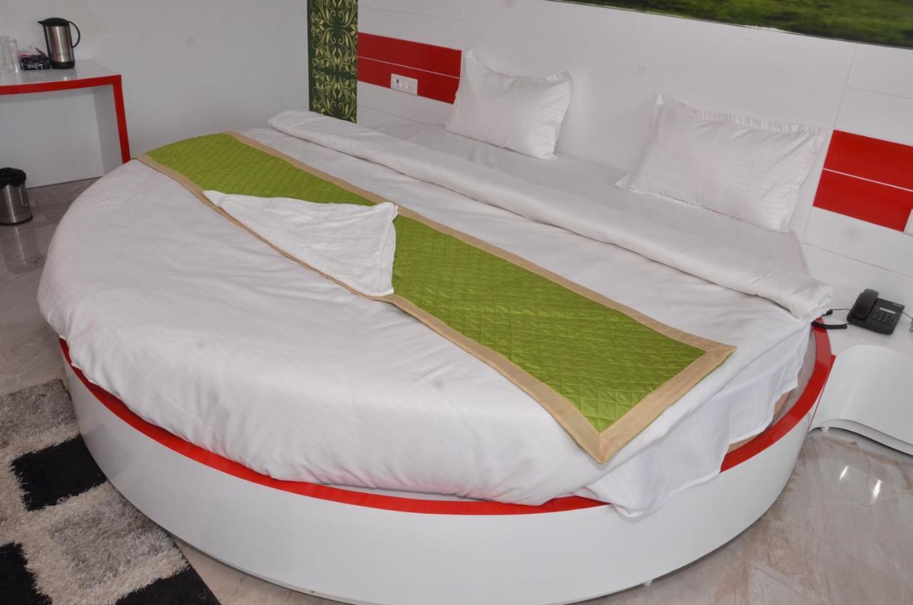 Hotel Blue Bell Raiwala Екстер'єр фото