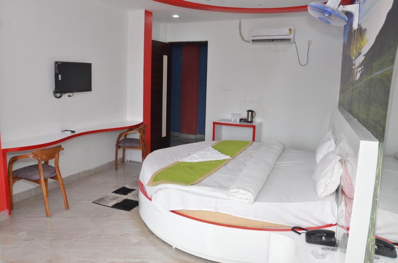 Hotel Blue Bell Raiwala Екстер'єр фото