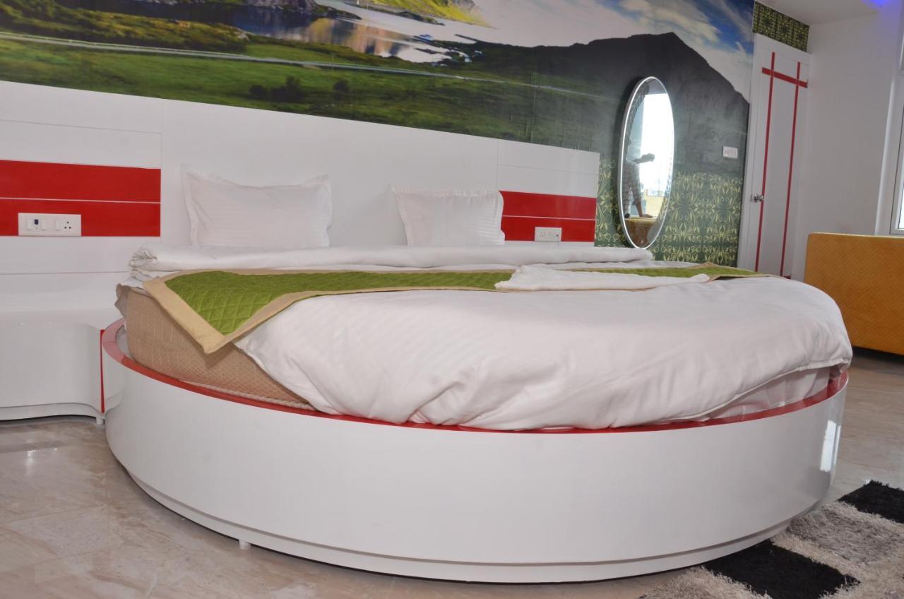 Hotel Blue Bell Raiwala Екстер'єр фото
